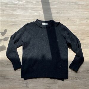 Abercrombie & Fitch Black Sweater